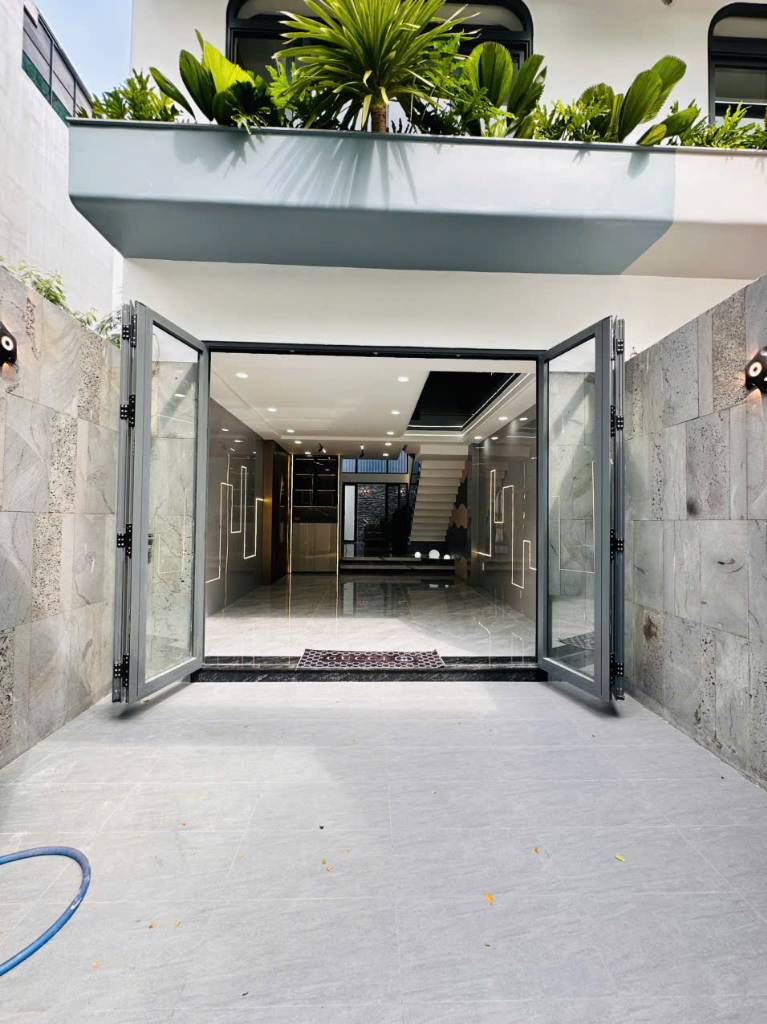 BÁN NHÀ PHỐ AN PHÚ ĐÔNG QUẬN 12, 4 TẦNG, NHÀ MỚI FULL NỘI THẤT, SỔ HỒNG RIÊNG, CÔNG CHỨNG NGAY