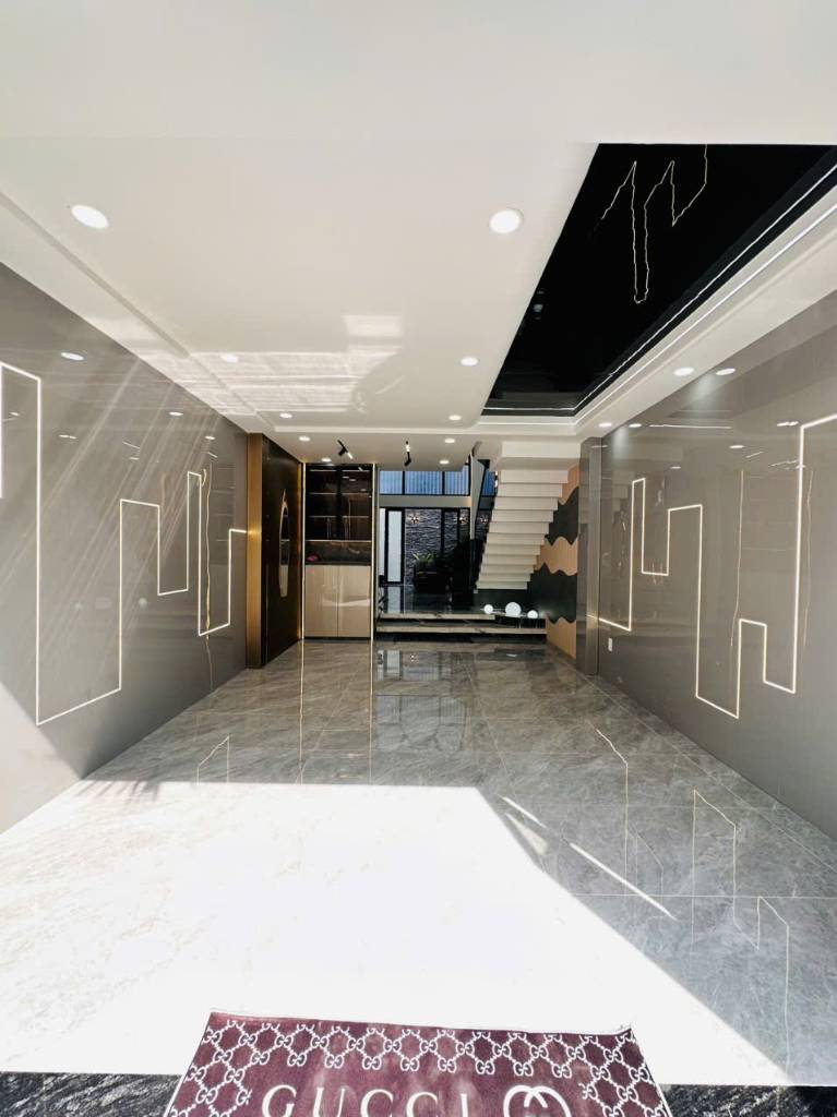 BÁN NHÀ PHỐ AN PHÚ ĐÔNG QUẬN 12, 4 TẦNG, NHÀ MỚI FULL NỘI THẤT, SỔ HỒNG RIÊNG, CÔNG CHỨNG NGAY