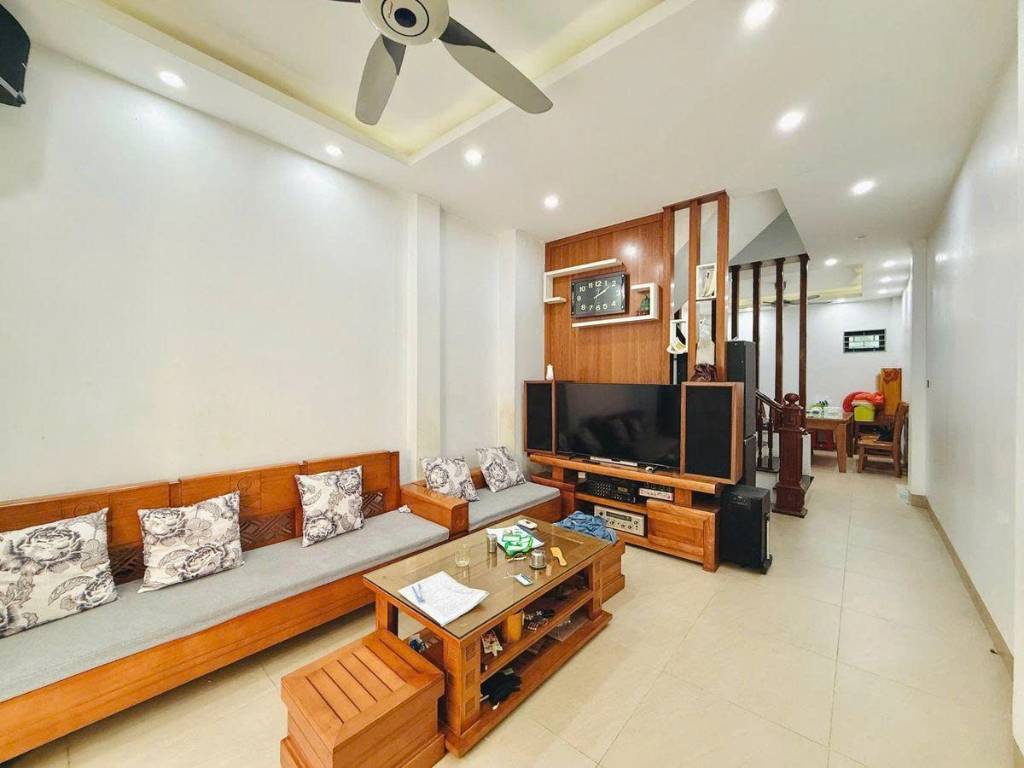 NHÀ PHỐ ĐẠI TỪ – NGÕ THÔNG – GẦN PHỐ – DIỆN TÍCH RỘNG 48M² CHÀO GIÁ 9,4 TỶ