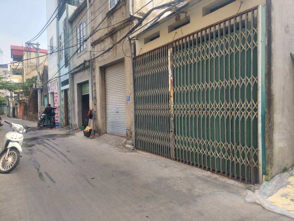 BÁN NHÀ MẶT TIỀN CHI ĐÔNG, KHU KINH DOANH HIẾM, CHỈ NHỈNH 4 TỶ