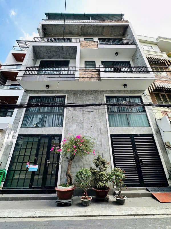 Bán nhà Cộng Hòa, mặt tiền siêu khủng 8m, rất đẹp, giá đã về đáy chỉ 11,5 tỷ