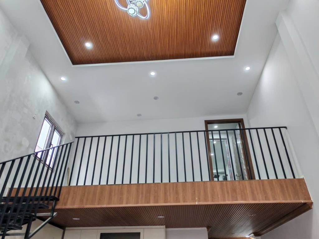 CUỐI NĂM, BÁN GẤP NHÀ GÓC 2 MẶT NGÔ QUYỀN, GÁC LỬNG FULL NỘI THẤT, GIÁ 4,5 TỶ