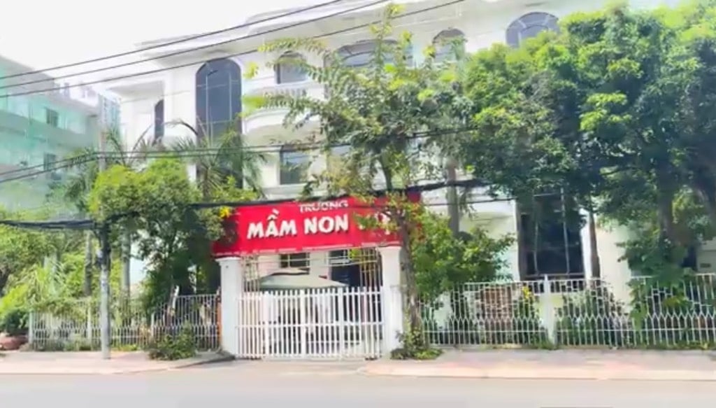 Bán nhà số 43 Bình Phú, Quận 6, MT đường 28 và đường 30, 3 mặt tiền, gần Siêu thị Metro Bình Phú cũ