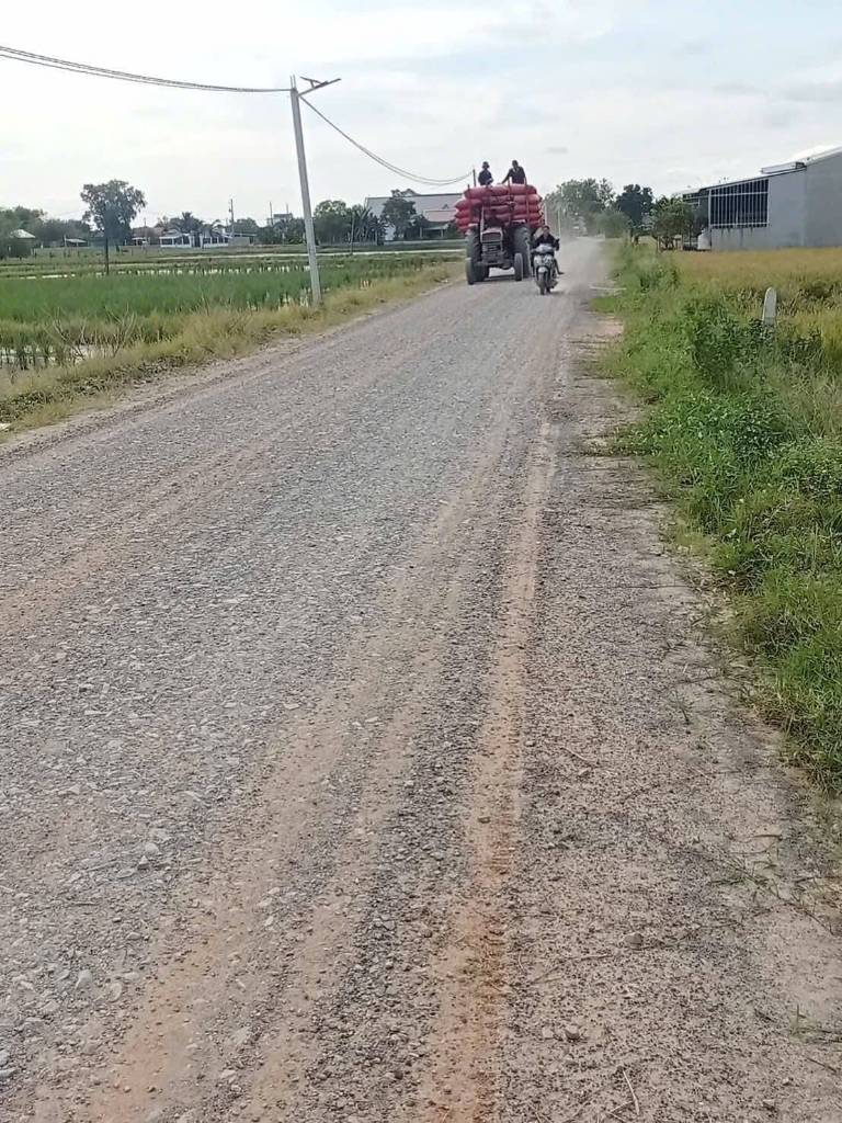 Bán đất thổ cư mặt tiền đường Gò Sao , xã Tân Phú dt 300m2 giá 1,3 tỷ