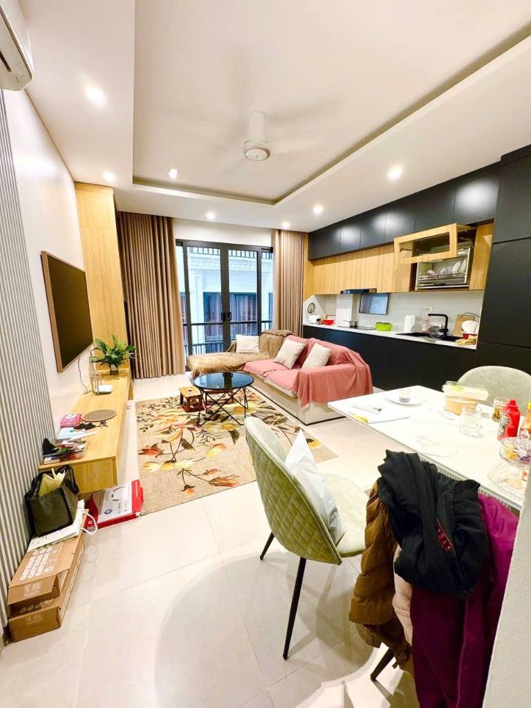 Tòa nhà mới đẹp gần Hồ Tây , phố Võng Thị , ô tô tận cửa, 6 tầng thang máy , MT rộng, 26.2 tỷ.