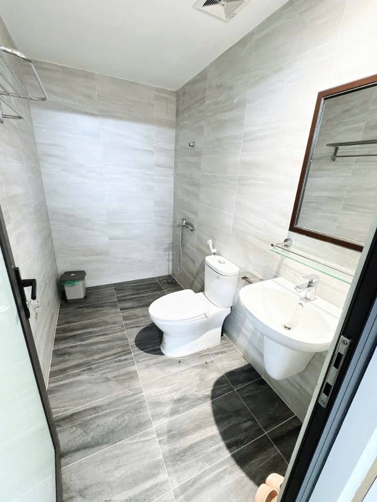 Tòa nhà mới đẹp gần Hồ Tây , phố Võng Thị , ô tô tận cửa, 6 tầng thang máy , MT rộng, 26.2 tỷ.