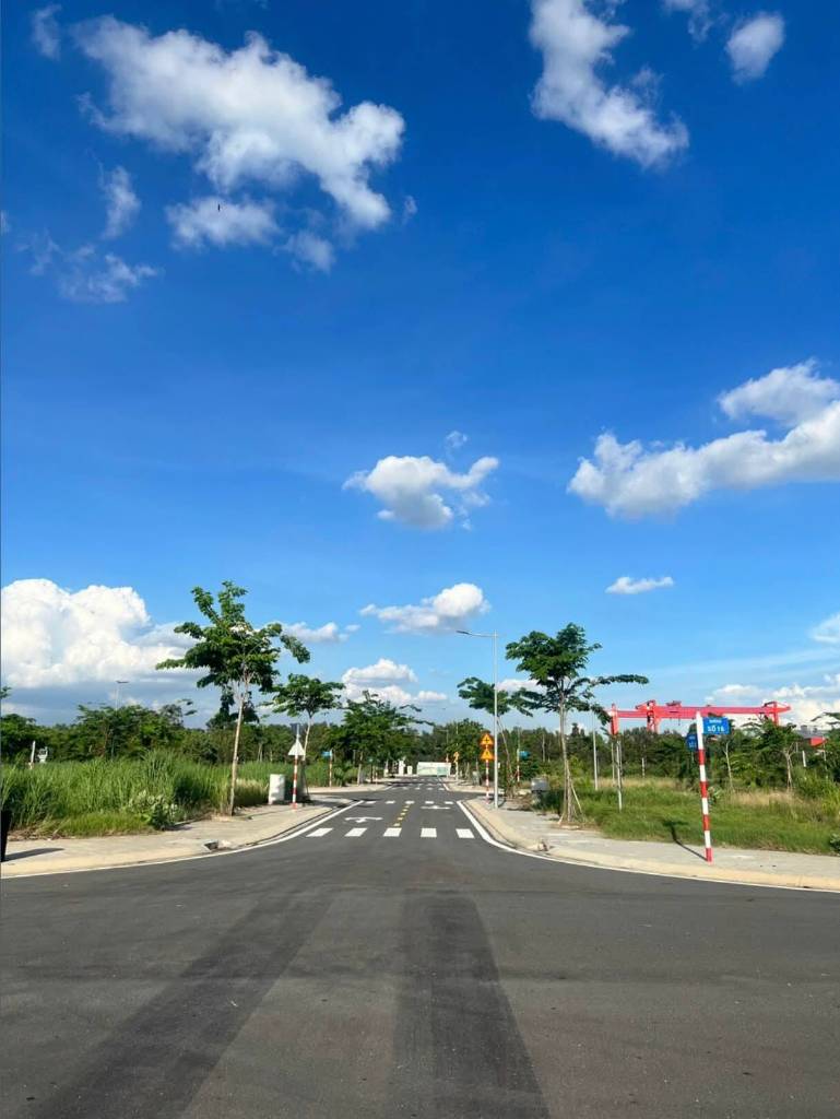 CHỦ ĐI ĐỊNH CƯ NÊN CẦN RA GẤP LÔ ĐẤT ĐẸP TẠI ĐỨC HOÀ LONG AN.