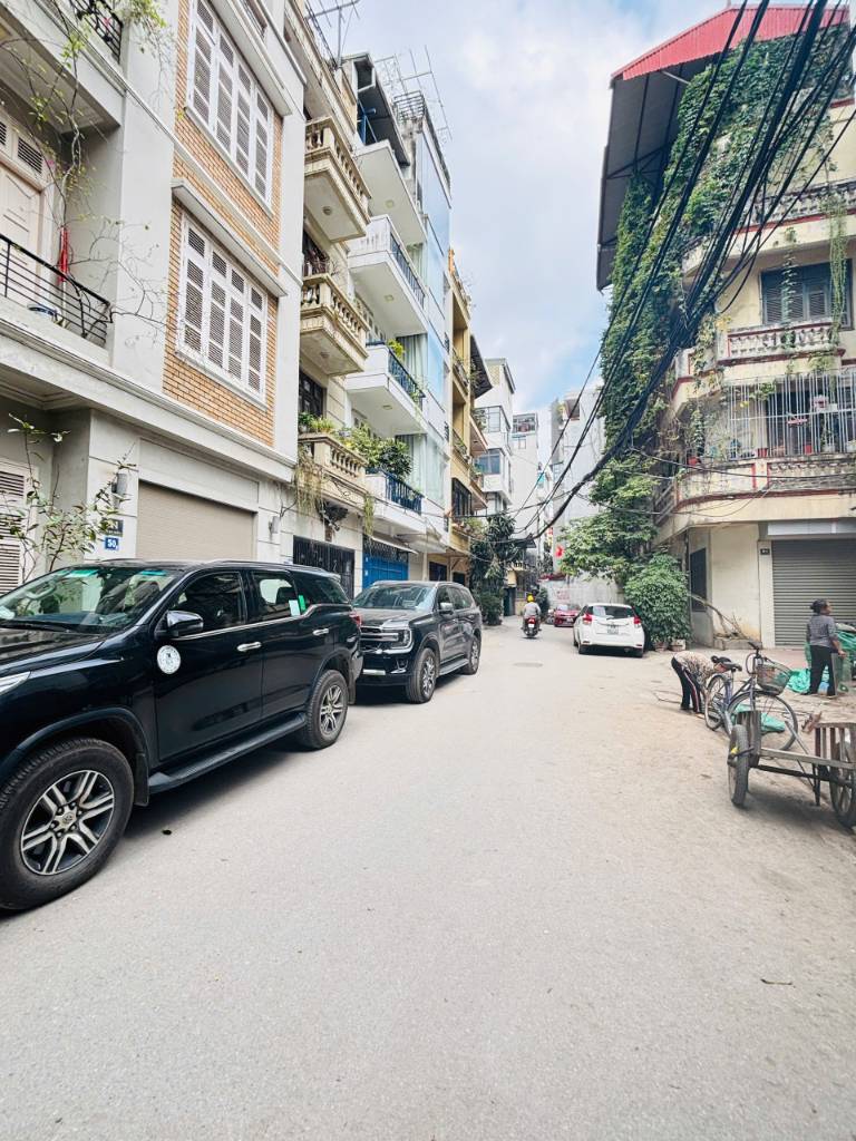 Bán nhà riêng Phân Lô Hồ 3 Mẫu, Ô Đồng Lầm, OTO đỗ cửa, 55/60m2 x 5 tầng, KCBT, ngõ thông