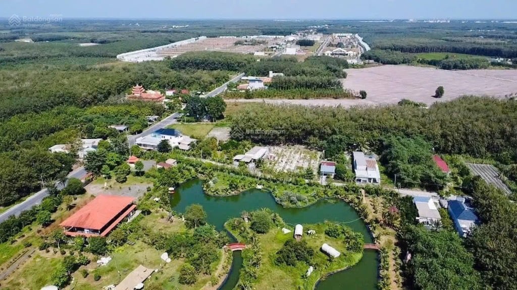 Bán đất nền ngay KCN Becamex, cơ hội vàng đầu tư, diện tích 300m2, sổ sẵn, giá rẻ 1tr/m2