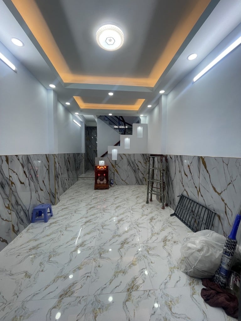 BÁN NHÀ P5, QUẬN 10, KHU NGƯỜI HOA Ở NHIỀU, SÁT SÂN THỐNG NHẤT, HẺM RỘNG 15M RA ĐƯỜNG HOÀ HẢO