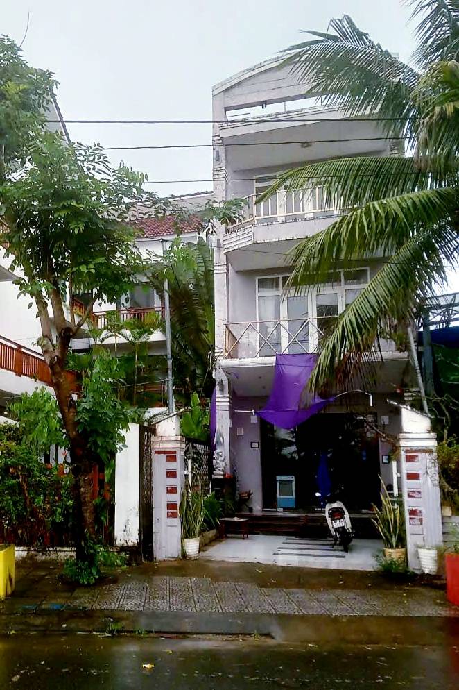 Bán nhà Trường Sa, Cẩm An, Hội An, 3 tầng, view sông, 110m2, giá 6.2 tỷ