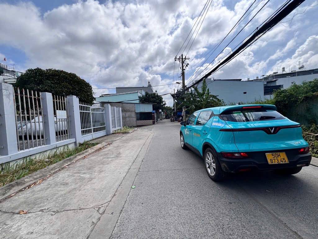 GIÁ NHỈNH 4 TỶ- BÁN LÔ ĐẤT FULL THỔ- DT 5 x 22- ĐƯỜNG XE BA GÁC- HÀNG XÓM QUẬN 7- HUỲNH TẤN PHÁT.