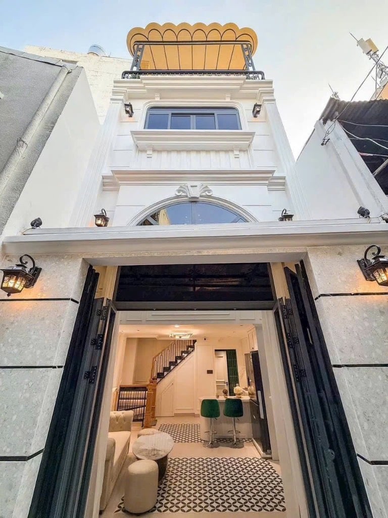 Bán nhà Vạn Kiếp, DT 36m² (4.1x8) nở hậu 4.8m, 4 tầng BTCT, 3PN 4WC, full nội thất