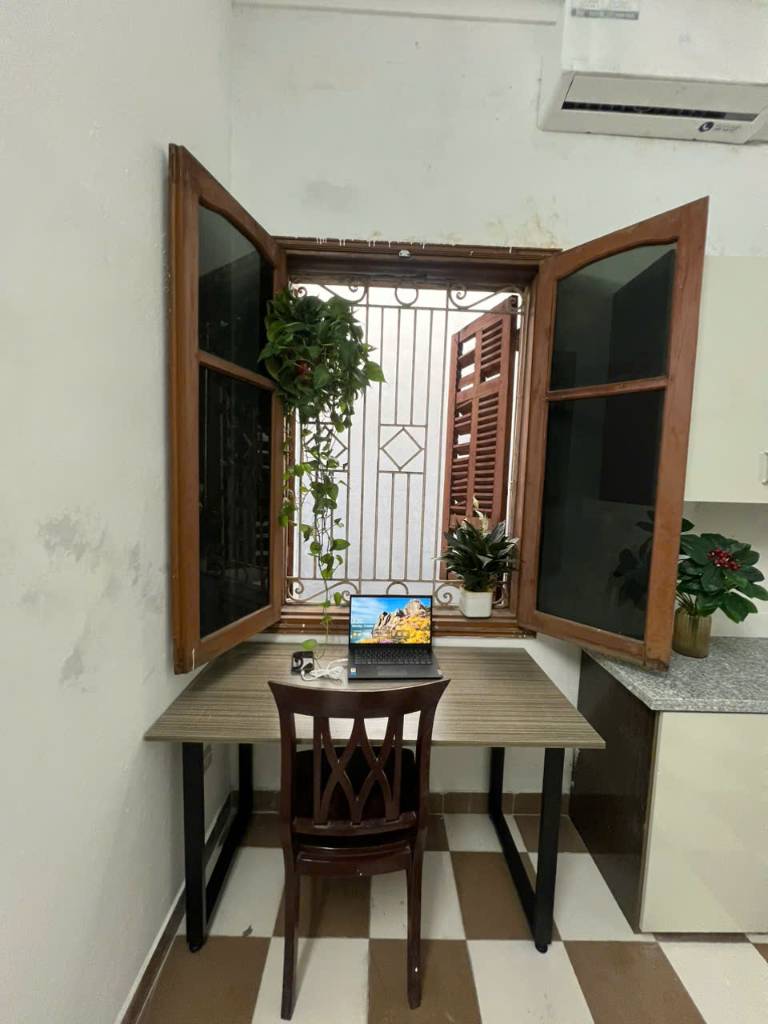 Cho thuê phòng đẹp giá 3,8 tr phố Nguyễn Khuyến, Đống Đa đi bộ ra Ga Hà Nội, Văn Miếu Quốc Tử Giám