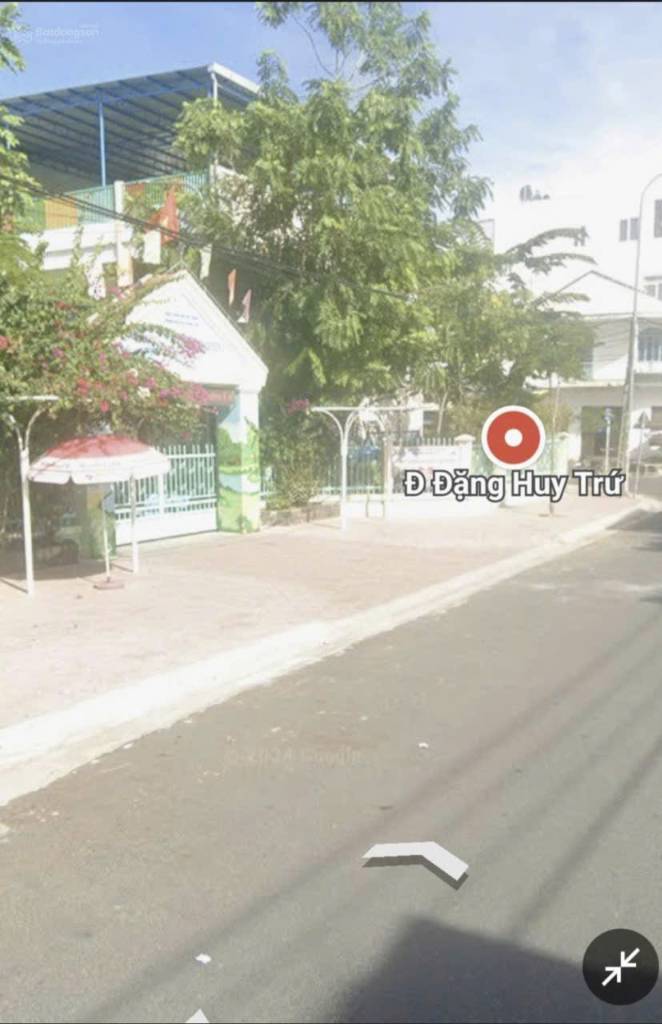 Bán nhà mặt tiền Đặng Huy Trứ, gần biển Nha Trang, vị trí kinh doanh, mặt tiền 5,5m