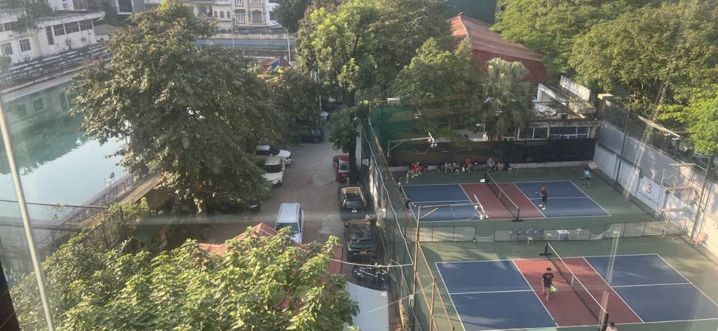 Cho thuê văn phòng Thái Hà, Đống Đa, Hà Nội, 6 tầng thang máy, gần phố, giá rẻ