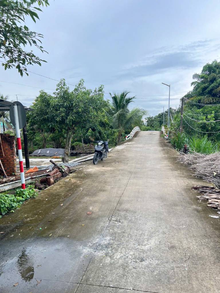 Bán đất vườn Hòa Khánh Tây, sát đường vành đai 4, có 400m2 thổ cư 950m2 đất vườn