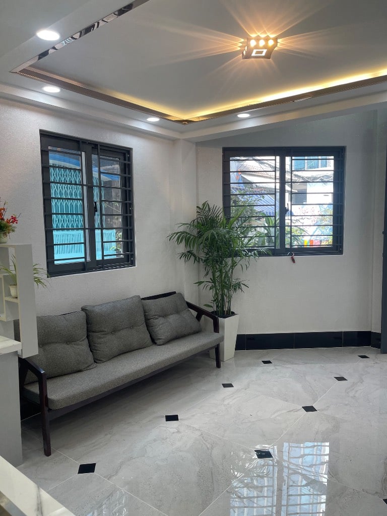 BÁN NHÀ SÁT ĐƯỜNG 3 THÁNG 2, QUẬN 11, LÔ GÓC, HẺM XE HƠI 5M THÔNG