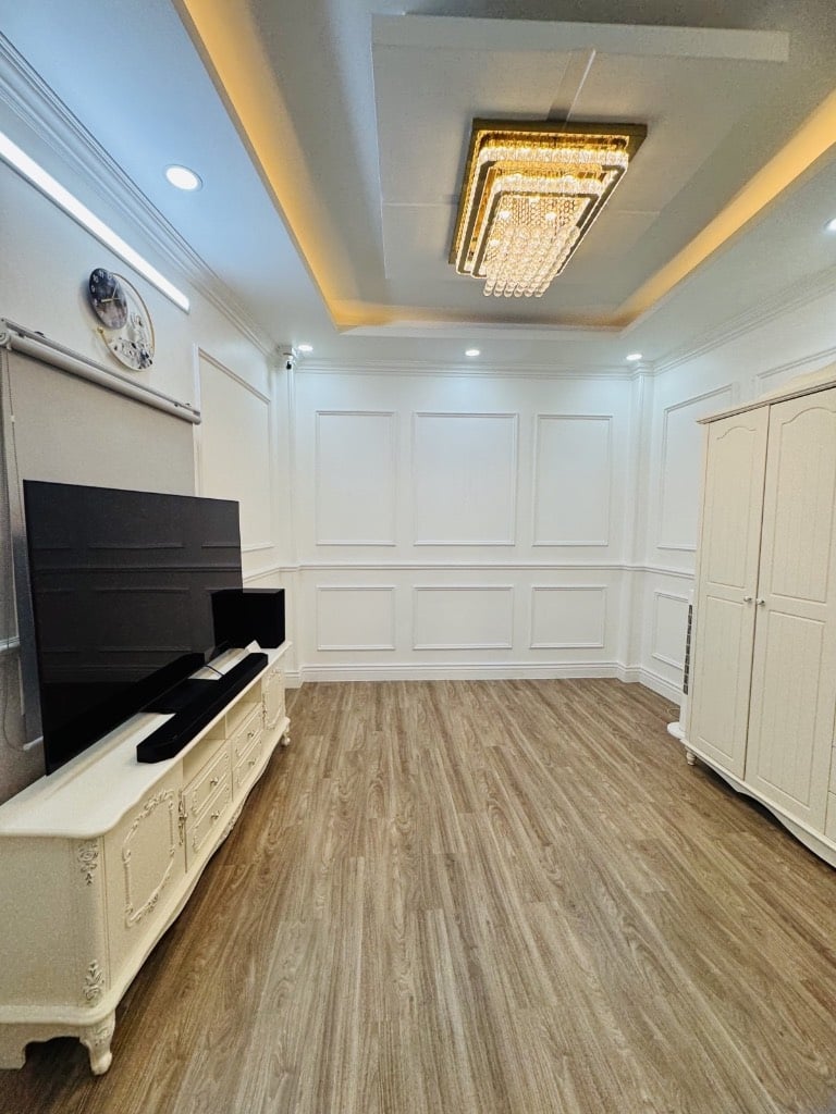 GẤP BÁN GIẢM 700TRIỆU BÁN TRƯỚC TẾT. GIÁ MỚI CHỈ 9,9 TỶ.