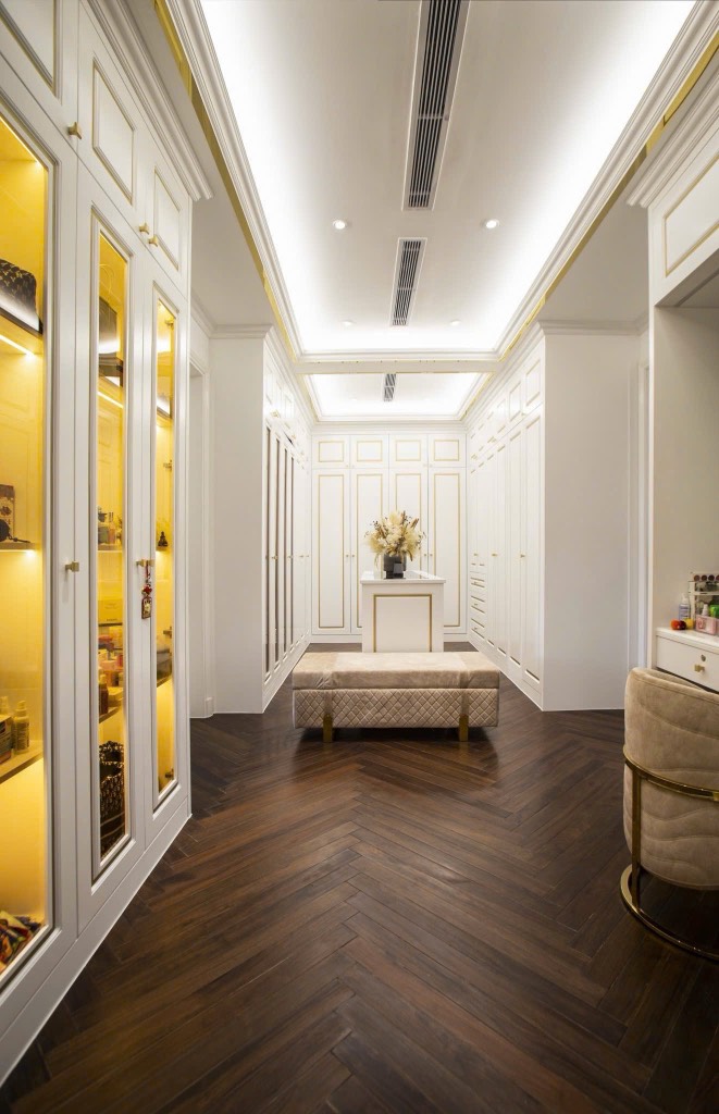 Bán Biệt thự cao cấp mặt tiền Đường Võ chí công, Phường Xuân an, Trung tâm TP Phan Thiết