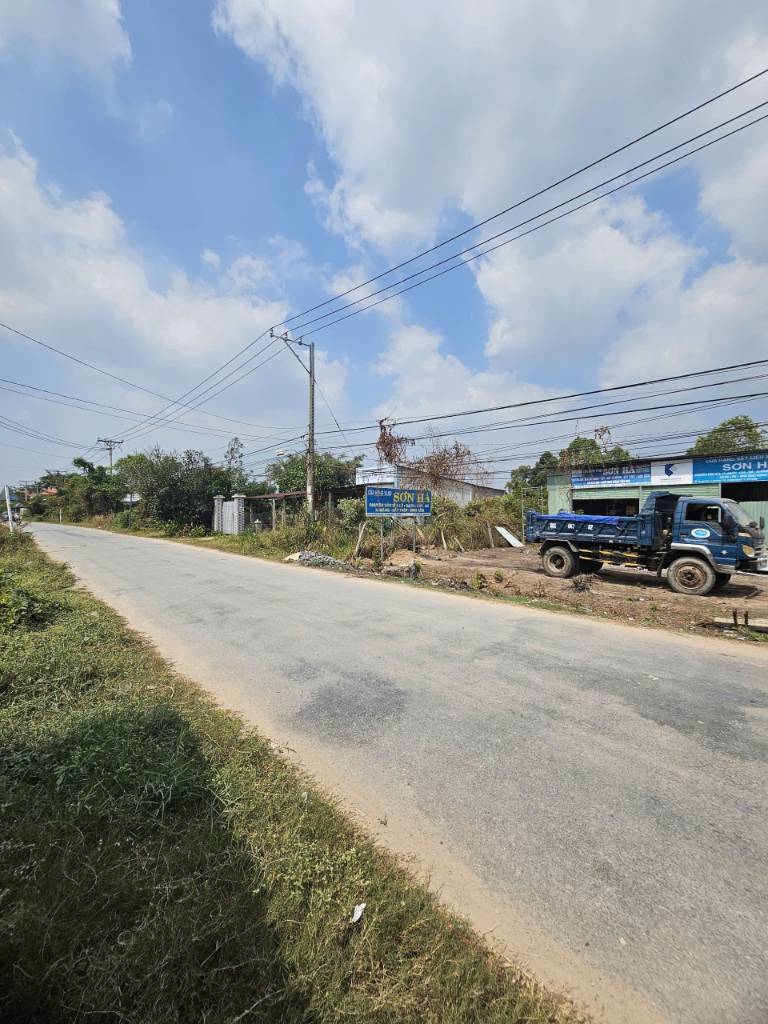 Tôi Cần bán gấp đất ngay KCX Linh Trung 3, Trảng Bàng, 300m² có thổ cư, sổ hồng riêng, giá 520 triệu