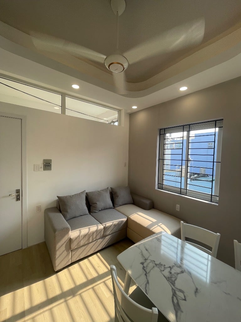 BÁN NHÀ CMT8, QUẬN 10, KHU HIẾM CĂN BÁN, NHÀ ĐẸP, CĂN GÓC THOÁNG MÁT, Ở NGAY TẶNG NỘI THẤT