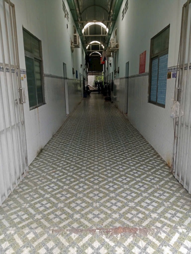 Bán cặp trọ  ngay KCN Mỹ Phước 3, sát QL13, đang cho thuê full 18tr/tháng, sổ sẵn