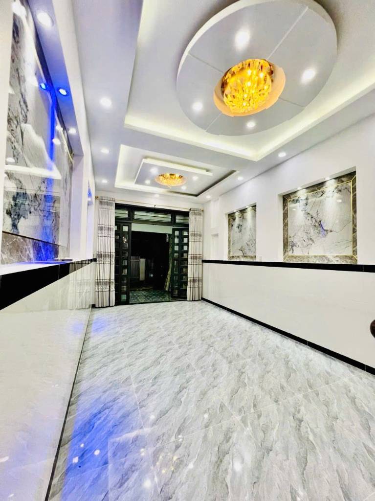 Bán nhà Tân Chánh Hiệp, Quận 12, 4 tầng, hẻm 5m ô tô vào nhà, 4x19m, 6 tỷ 53