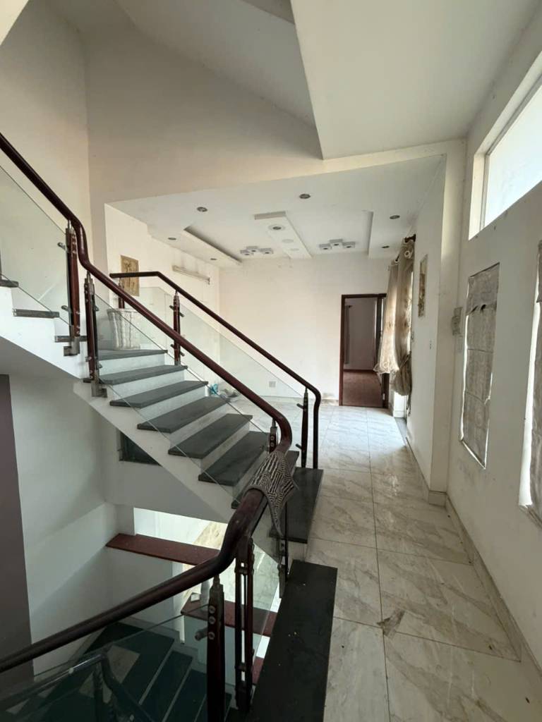 Bán nhà KDC Bình Hưng, Bình Chánh, căn góc thoáng mát, vị trí mặt tiền, liền kề Quận 8