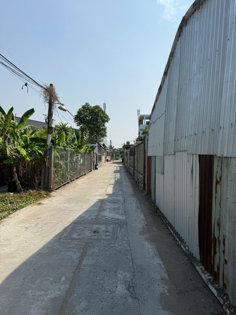 Cần bán đất ở Vườn Thơm (kênh 4) 156m2 đất ở nông thôn