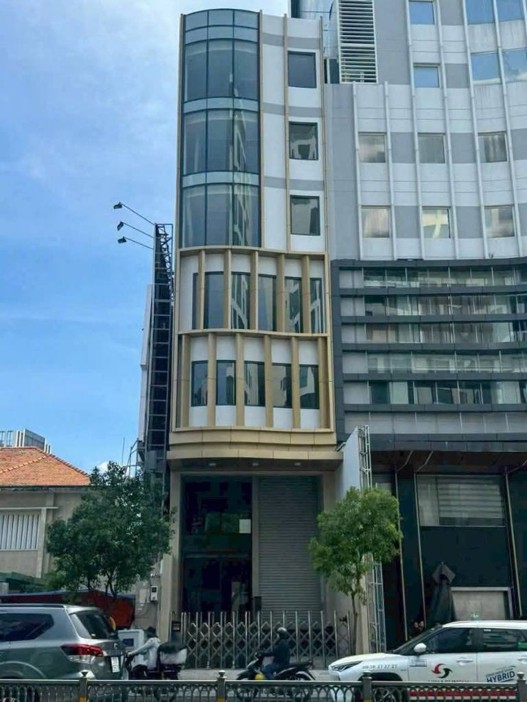 CHO THUÊ TÒA BUILDING 191 NAM KỲ KHỞI NGHĨA, QUẬN 3, 6M X 25M, 1 HẦM 7 TẦNG