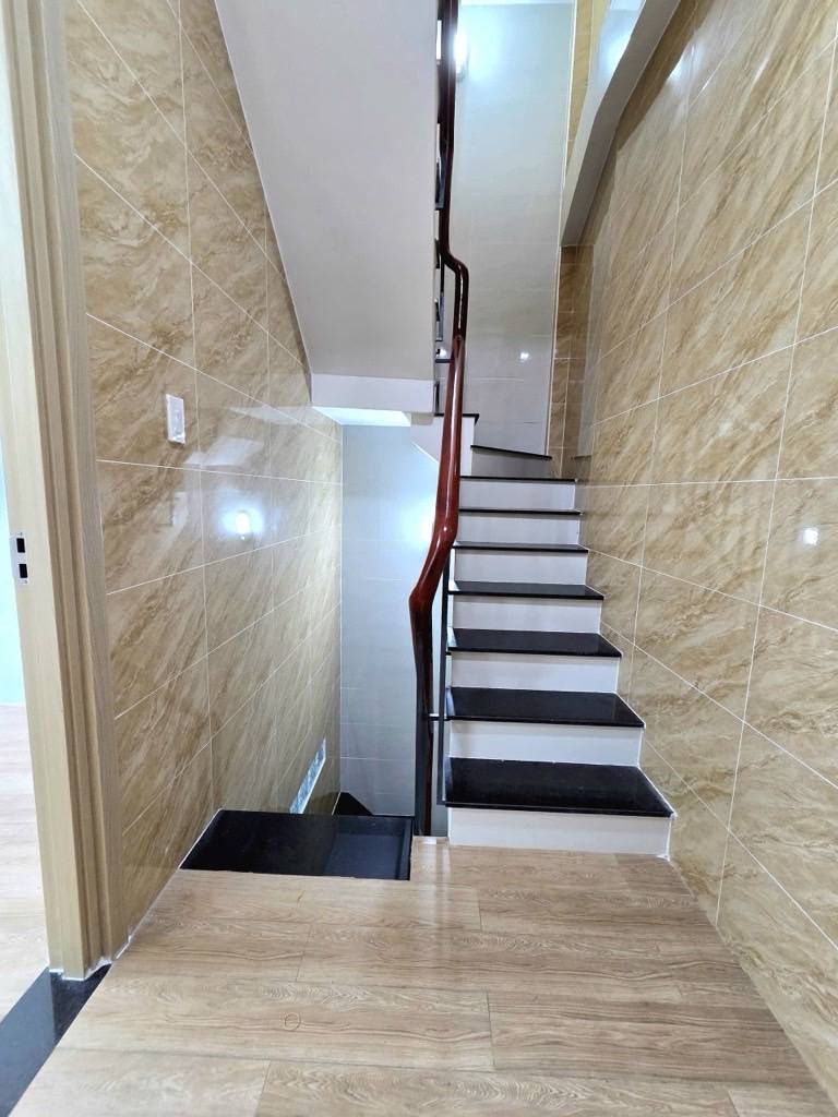 BÁN NHÀ LÊ QUANG ĐỊNH, BÌNH THẠNH, NGANG 4M, GIÁ DƯỚI 6 TỶ