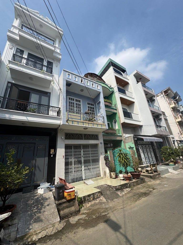 BÁN NHÀ KINH DƯƠNG VƯƠNG, AN LẠC, 3 TẦNG, 98M2, NGANG KHỦNG 6M, ÔTÔ ĐỖ CỬA, NHỈNH 7 TỶ