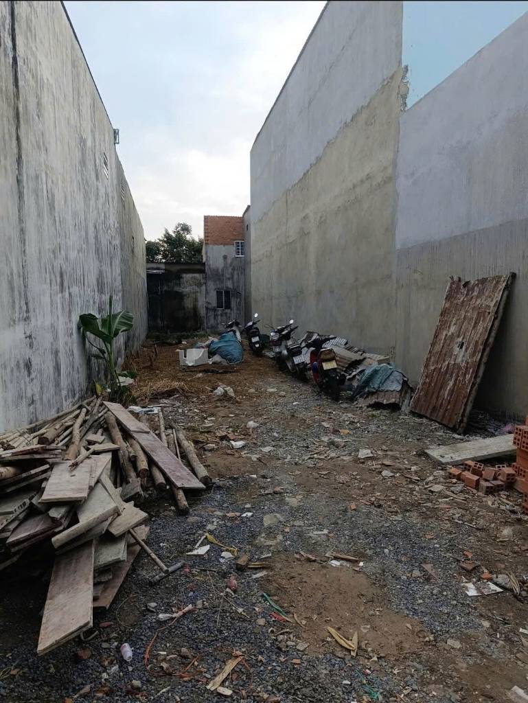 Bán Đất Hóc Môn 5x24m. 115.7m² Thổ Cư. Đường Ô Tô . Giá Chỉ 3.39 Tỷ