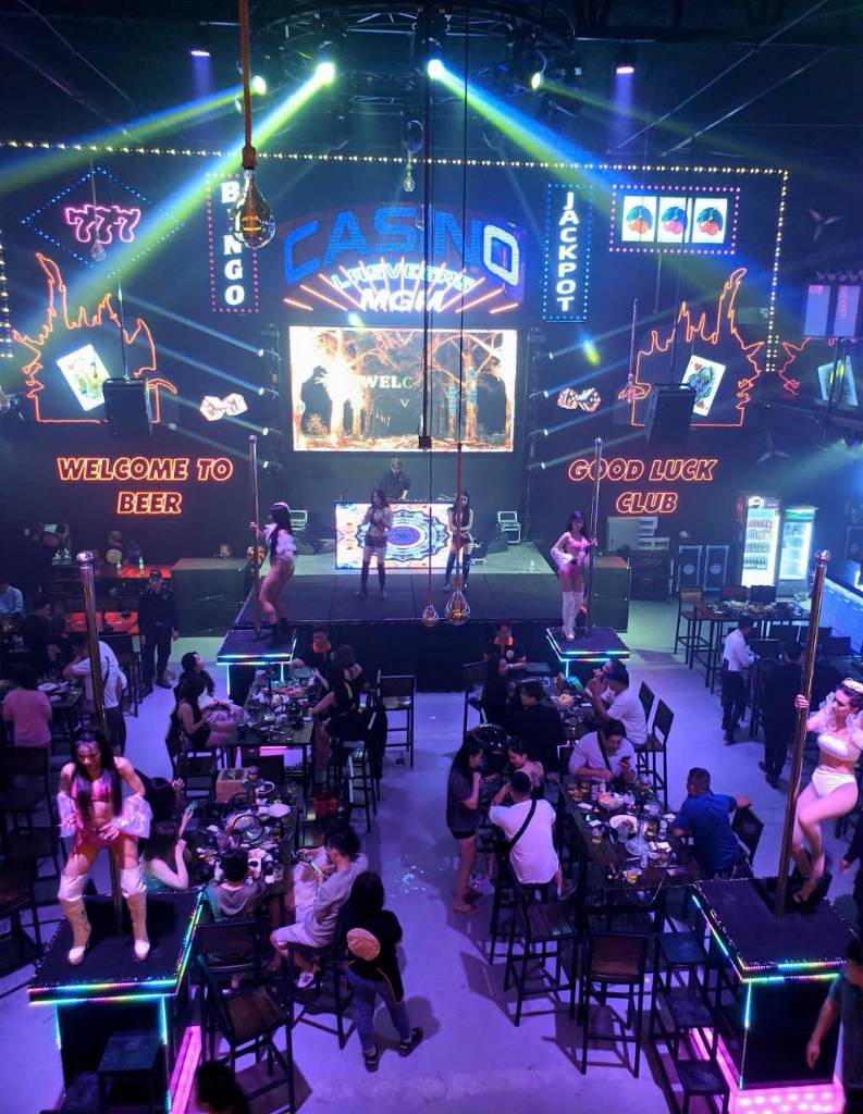 Cho thuê nhà góc 2 mặt tiền Võ Văn Kiệt, Phú thủy, Phan Thiết, kinh doanh đỉnh, chỉ 100tr/tháng