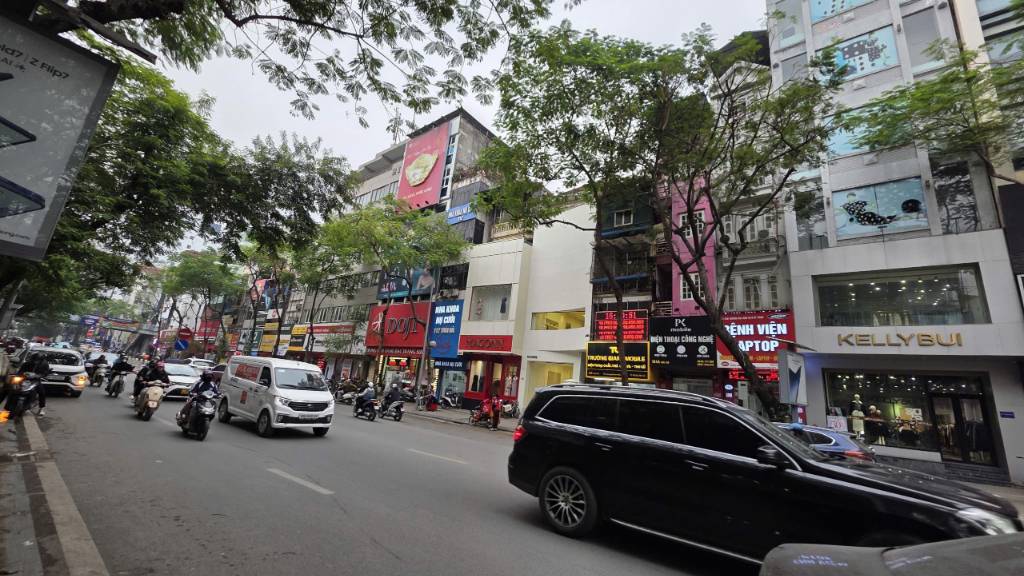 Bán toà nhà 6 tầng mặt phố Thái Hà, giá thỏa thuận, 69m2, đẹp, nhiều tiện ích, Đống Đa, Hà Nội