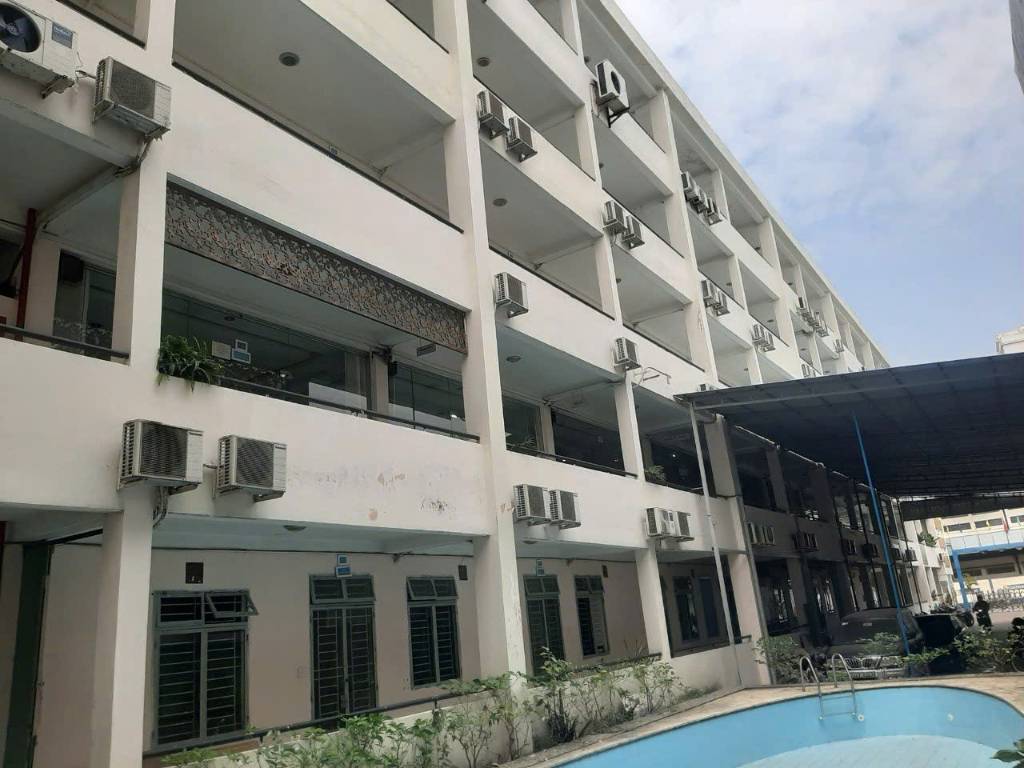 Bán trường Cao Đẳng đường Tân Thới Nhất, Quận 12, DT 60 x 80m, 5 tầng HĐT 1,1 tỷ/tháng, giá 250 tỷ