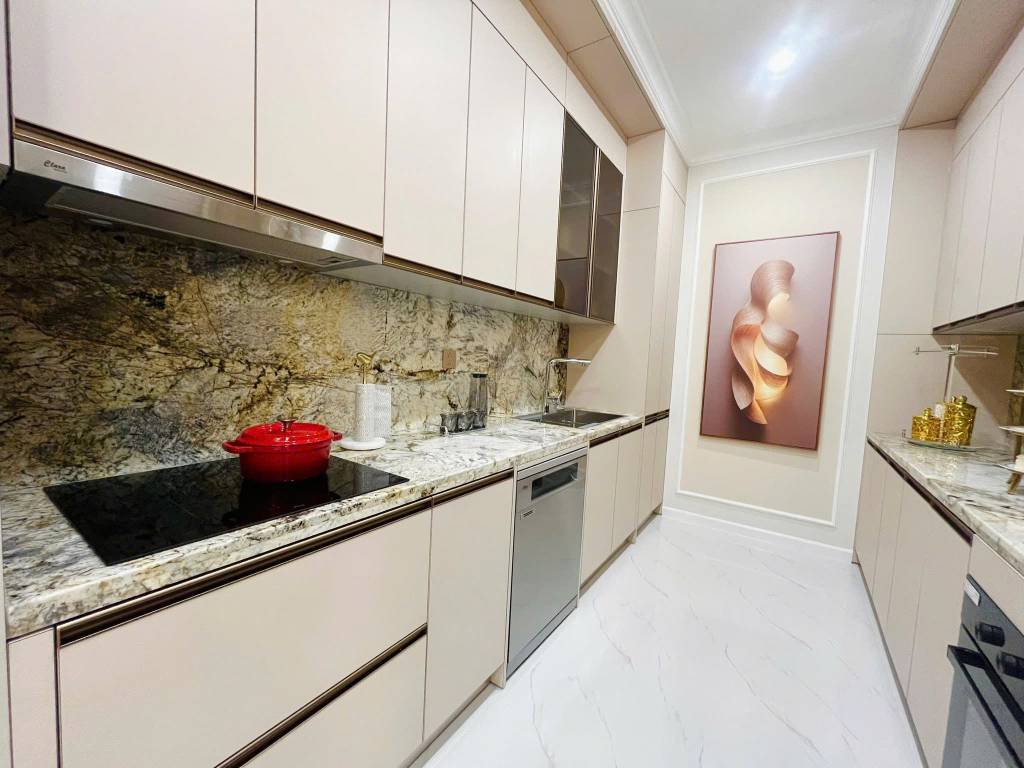 Bán căn hộ Ava Center, Thuận An, full nội thất + trọn gói thiết kế đầu tiên, giá 38 tr/m2