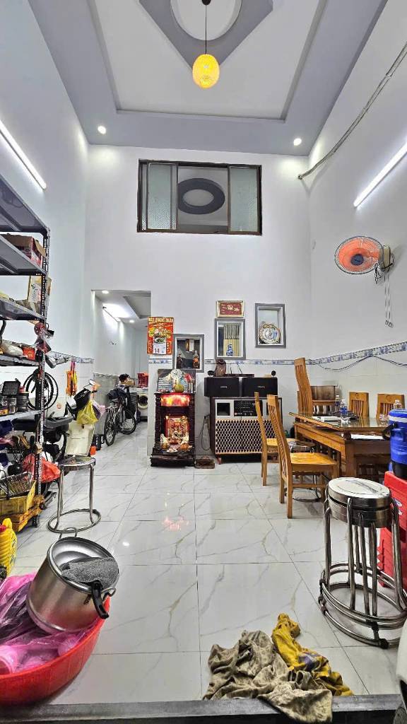 Chỉ 900tr có ngay nhà Bình Tân , sổ hồng riêng , 64m2 đường Lê Đình Cẩn