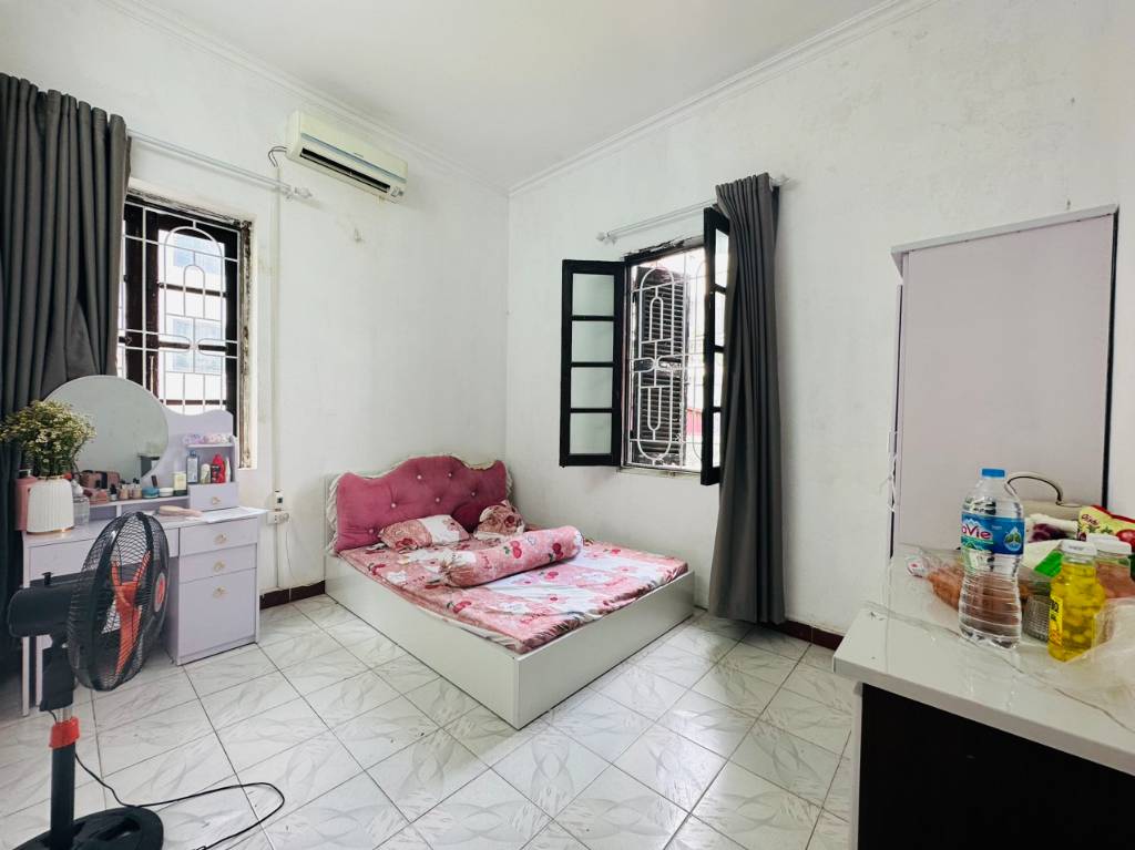 Cho thuê phòng trọ giá rẻ cầu giấy giá 3,0 tr , gần ĐH Giao thông , Báo chí.....