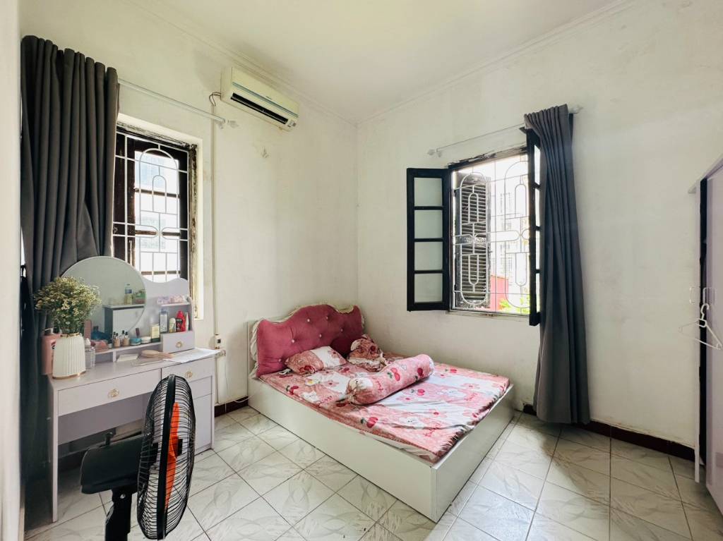 Cho thuê phòng trọ giá rẻ cầu giấy giá 3,0 tr , gần ĐH Giao thông , Báo chí.....