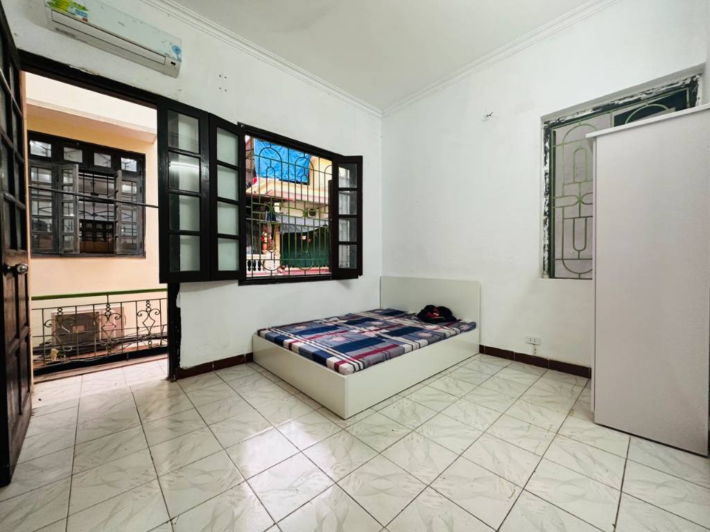 Chot thuê phòng trọ giá rẻ cầu giấy giá 2.5 tr , gần ĐH Giao thông , Báo chí