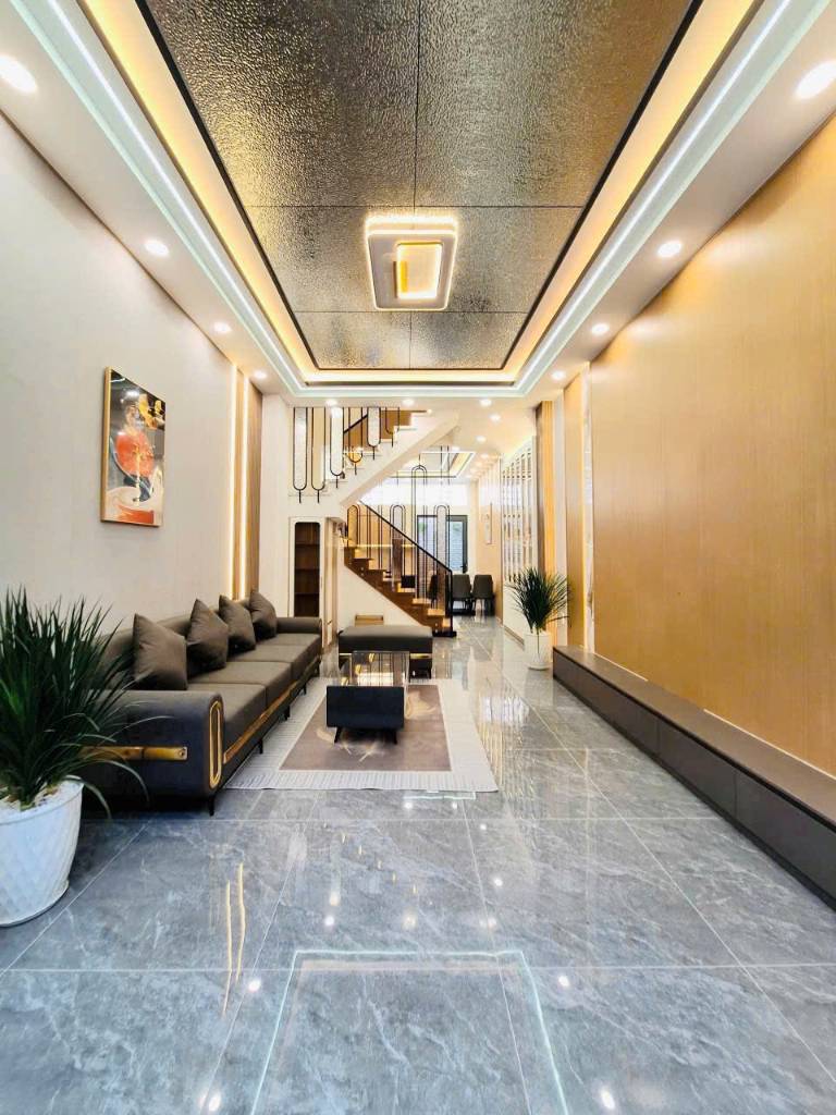 Nhà mới đường THẠNH LỘC 31, P. THẠNH LỘC, Q12, 4x15m2, Hẻm 6m, 5.x Tỉ