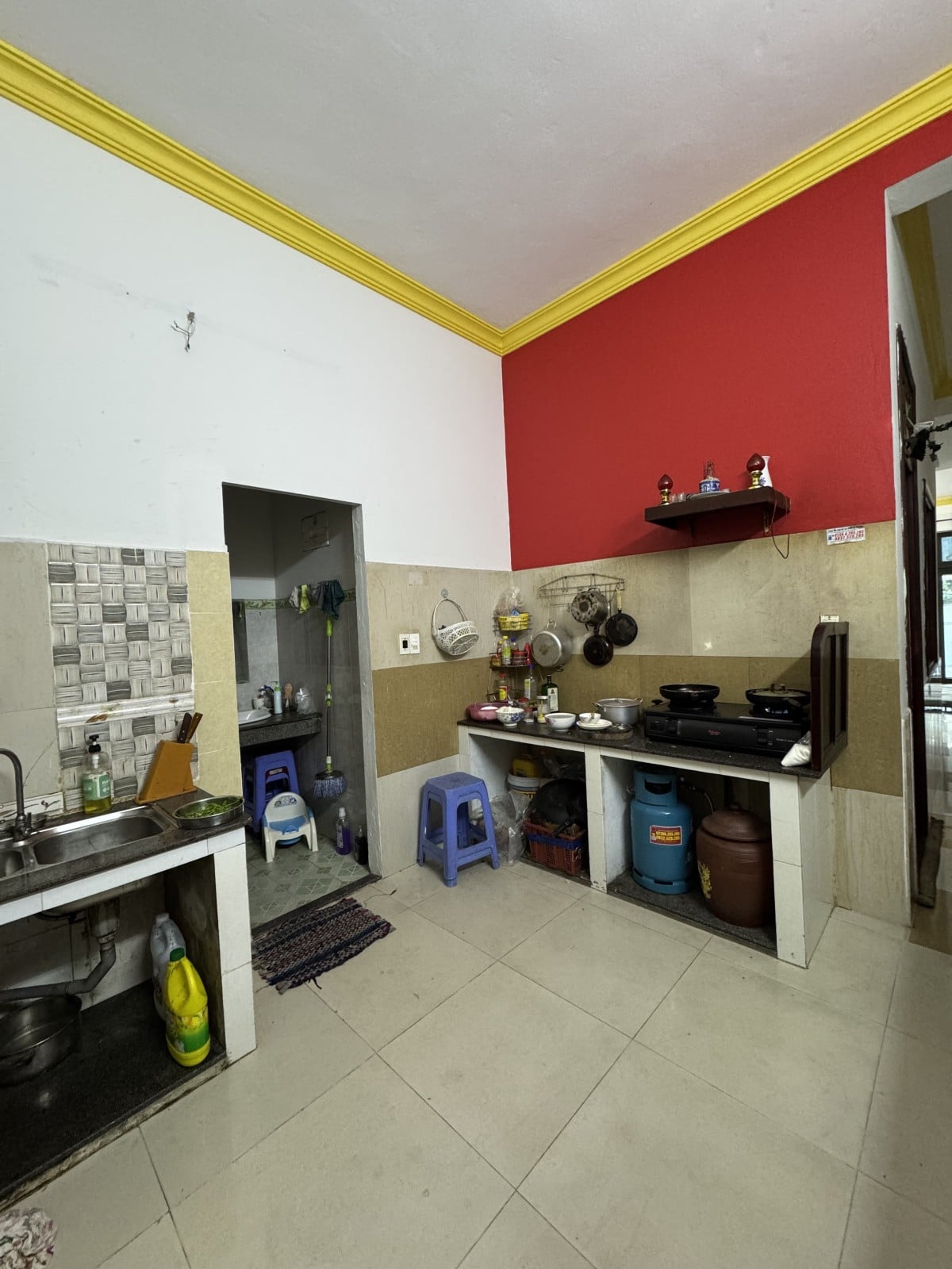 BÁN NHÀ 2 TẦNG MẶT TIỀN KHUÊ TRUNG,  Ở NGAY, GIÁ CHỈ 7,7 TỶ