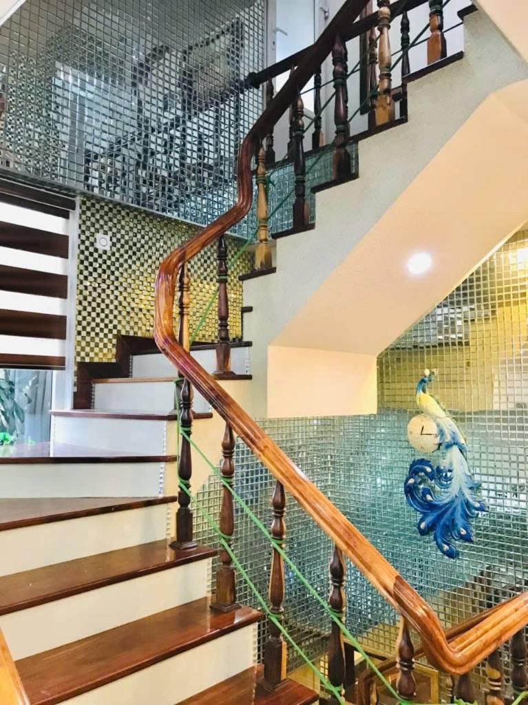 Bán Villa đường Yên Thế Phường 10 Đà Lạt, 2 mặt tiền