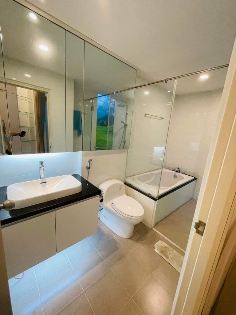 Bán Nhà Riêng HXH CMT8 Q3 - Xe Hơi Vào Nhà - Dt 4 x 16 - Chỉ 14 Tỷ