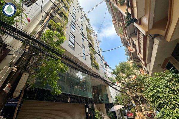 Bán toà nhà mặt phố Văn Quán Hà Đông, 200m², mặt tiền 10m, 5 tầng, giá 63.9 tỷ