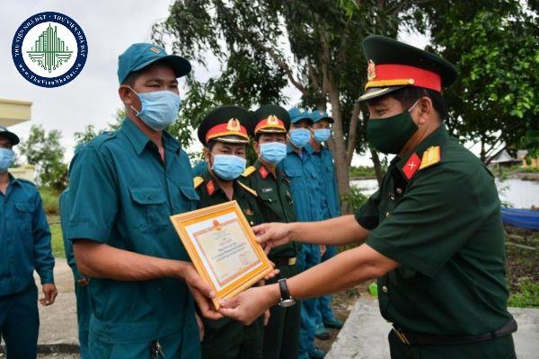 Công tác thi đua, khen thưởng về Dân quân tự vệ được áp dụng cho các đối tượng nào từ ngày 22/12/2024? (Ảnh từ Internet)