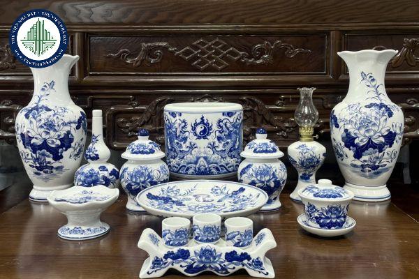 Các lưu ý khi đặt kỷ chén nước lên bàn thờ: Nên đặt bao nhiêu ly nước trên bàn thờ?