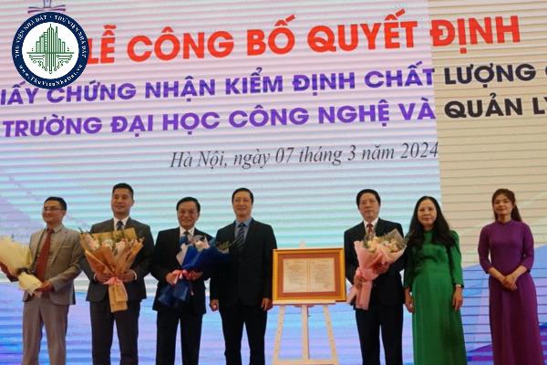 Các trường hợp hủy công bố cơ sở giáo dục kiểm tra ngôn ngữ trong hành nghề dược tại Việt Nam được quy định ra sao?